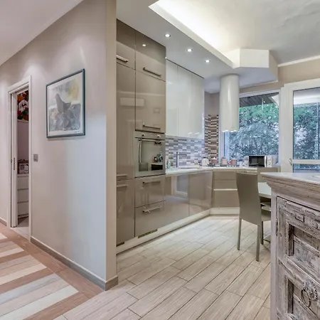 Comfort Ed Eleganza In Centro A Appartement Bologna